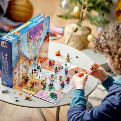 Конструктор LEGO Harry Potter Новогодний календарь (76418)
