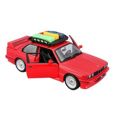 Автомодель Bburago BMW M3 Eurotrek 1988 1:24 (18-23014)
