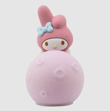 Колекційна фігурка Hello Kitty Май Мелоді на Місяці зі світлом (11525)